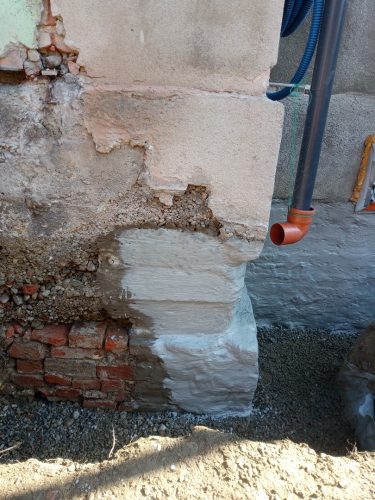 izolacja fundamentow drenaz odwodnienie koparka tarnow 2026-30